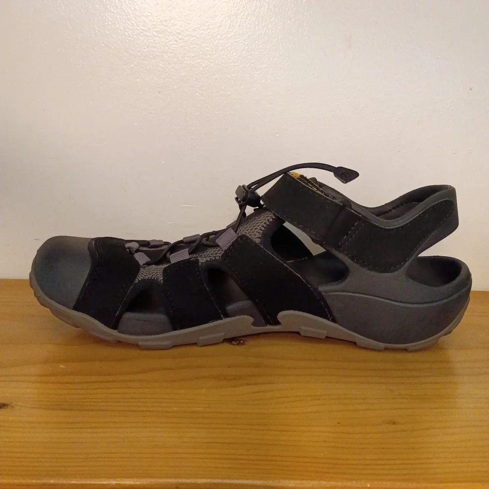 Teva flintwood black